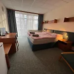 Neptun 3*